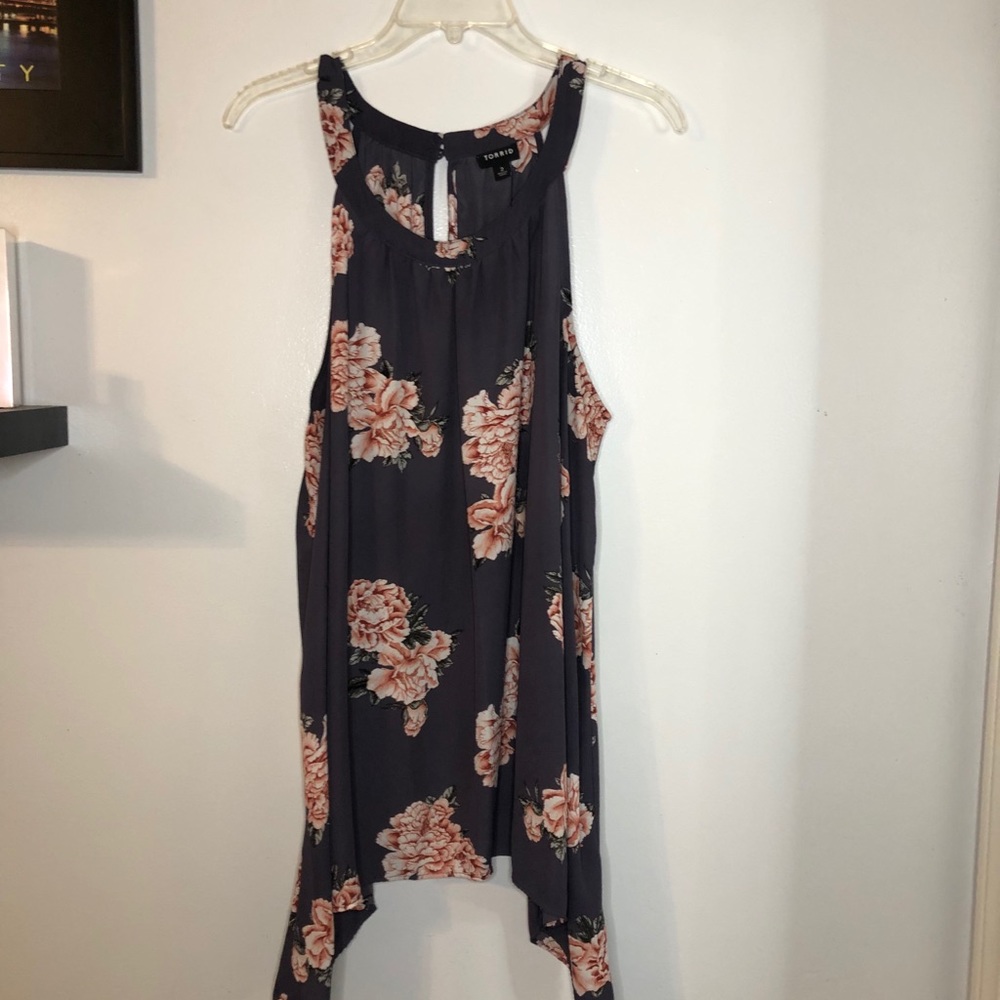 Gray blouse with flowers